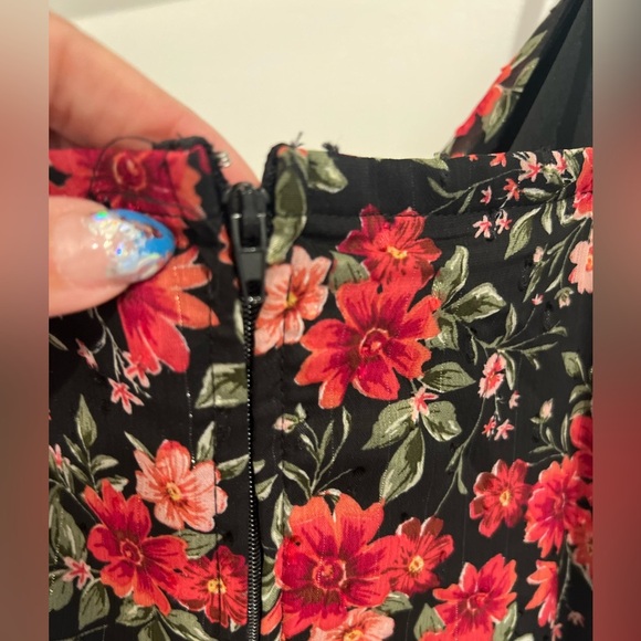 Row A floral dress - Picture 5 of 7